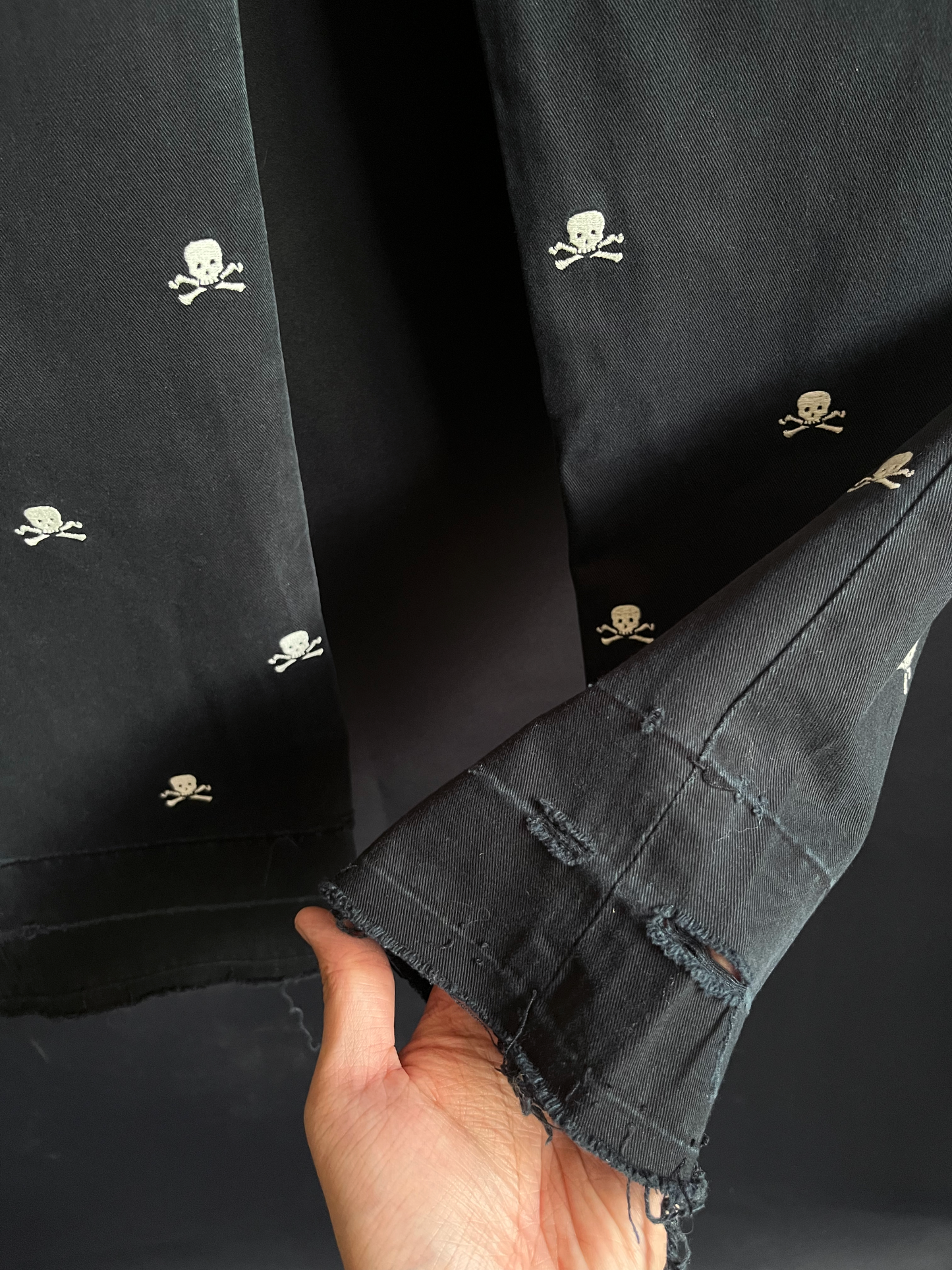 Ralph Lauren Rugby Skull & Crossbones Embroidered Chinos (33W)