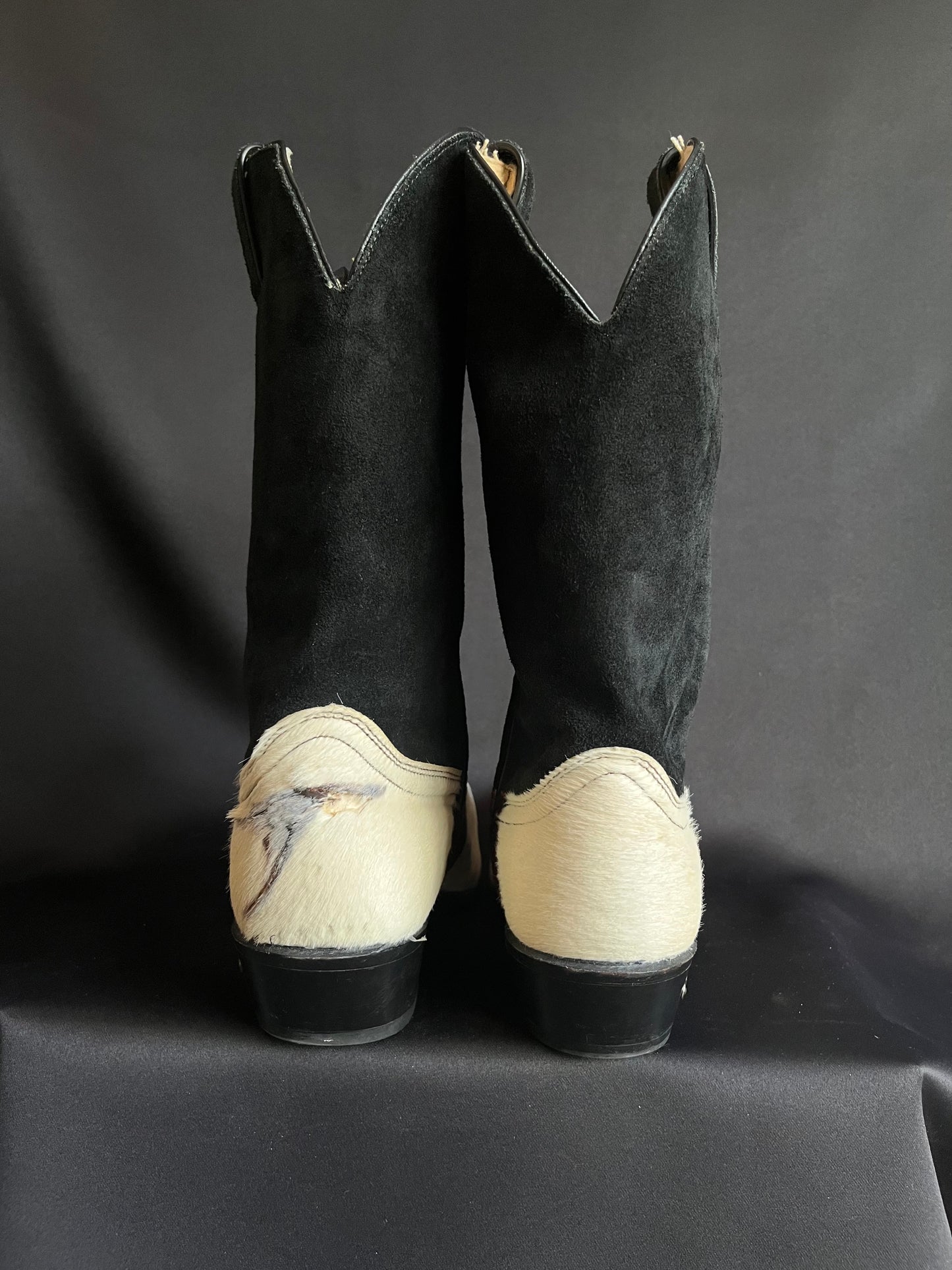 Vtg Cow Fur Made in USA Cowboy Boots (12US)