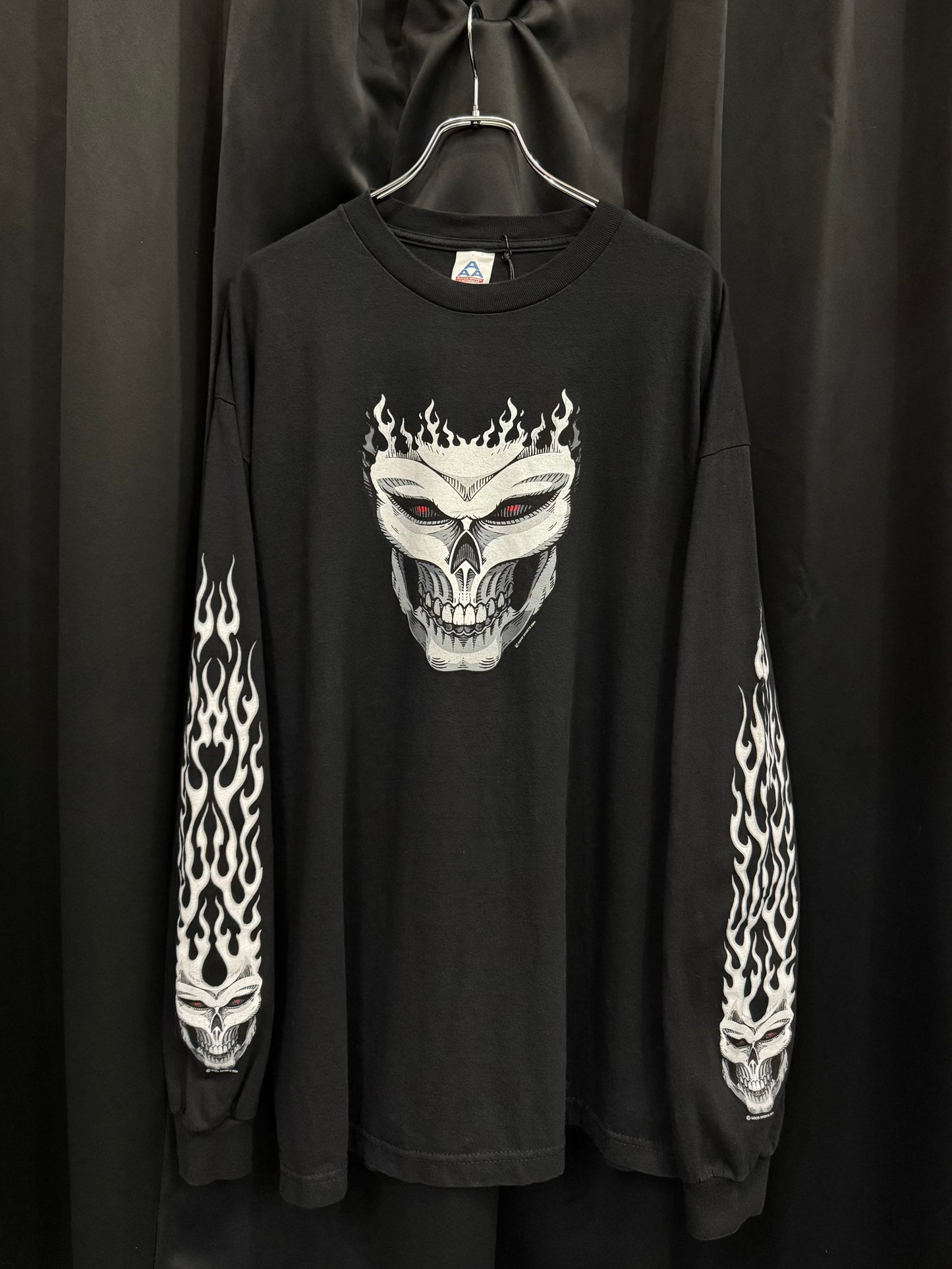 2004 White Skull Flame Longsleeve (XL/XXL)